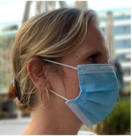 Mund-Nase-Schutz mit integriertem Metallbügel
